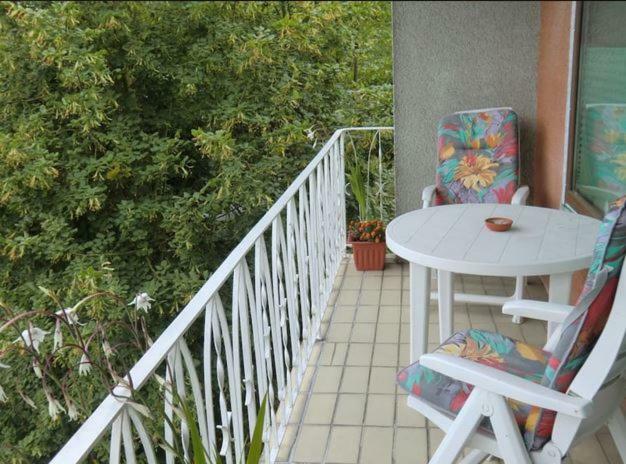 Gonnern Ferienwohnung Angelburg - Marburg Biedenkopf Mit Balkon Und Badewanne מראה חיצוני תמונה